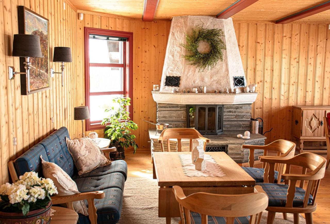 Hovringen Fjellstue Hotell Exteriör bild