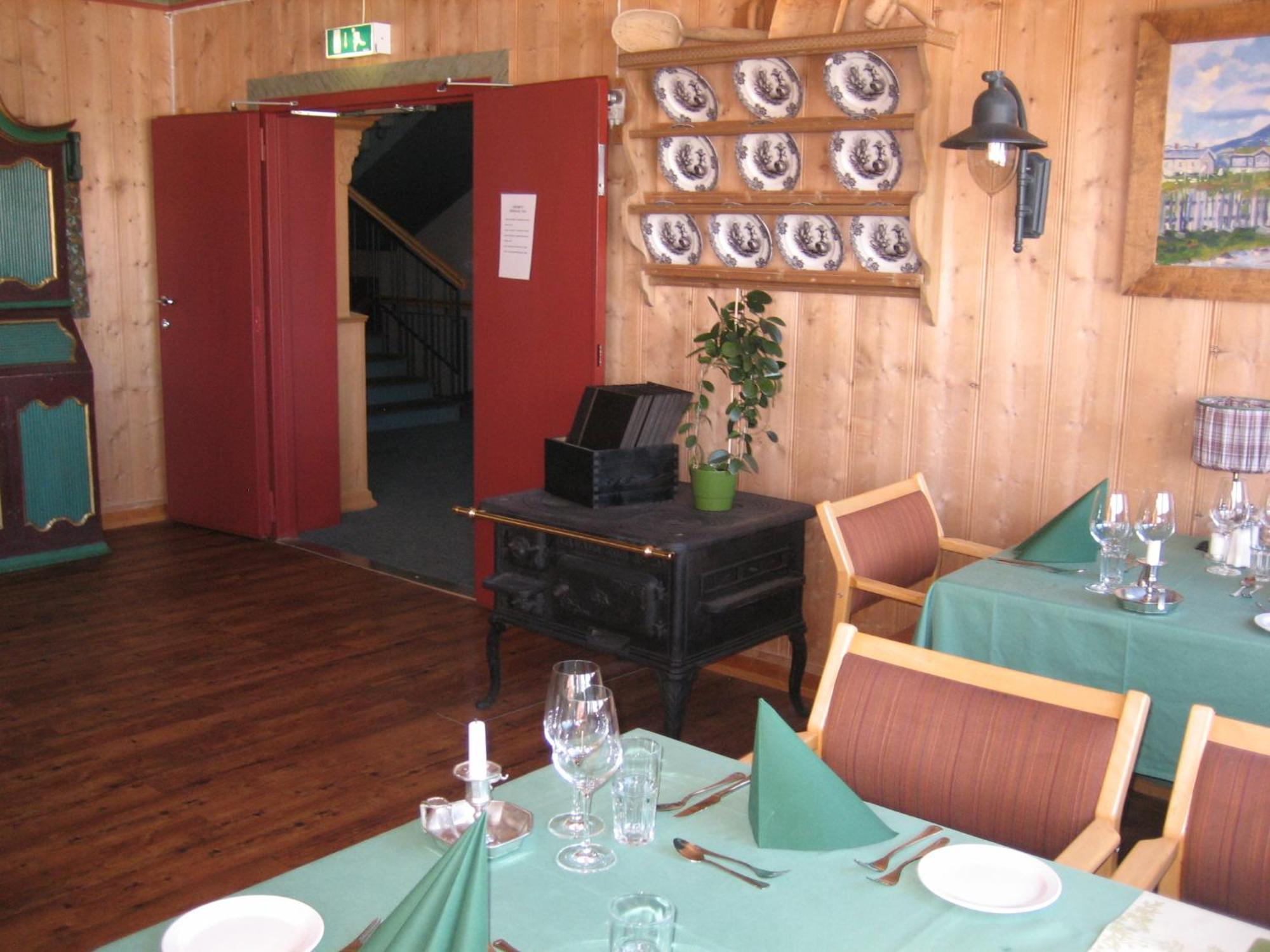 Hovringen Fjellstue Hotell Exteriör bild