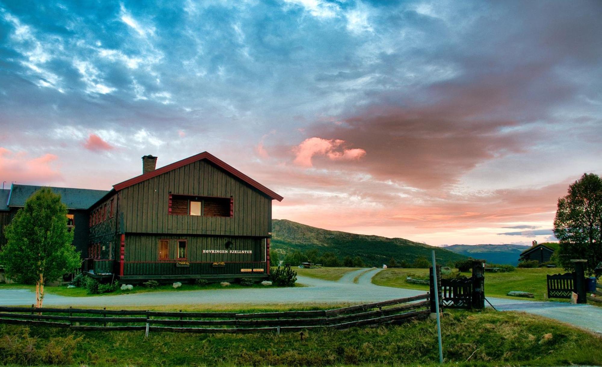 Hovringen Fjellstue Hotell Exteriör bild